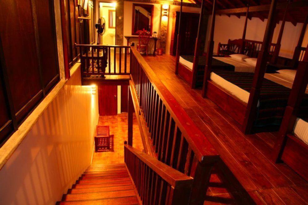 Mount Royal Hotel Kandy Exterior foto